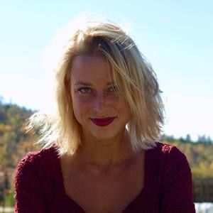 Meet your Posher, Kira